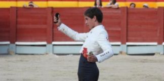 Ginés Marín refrenda su triunfo en el Bolsín con una oreja en la novillada